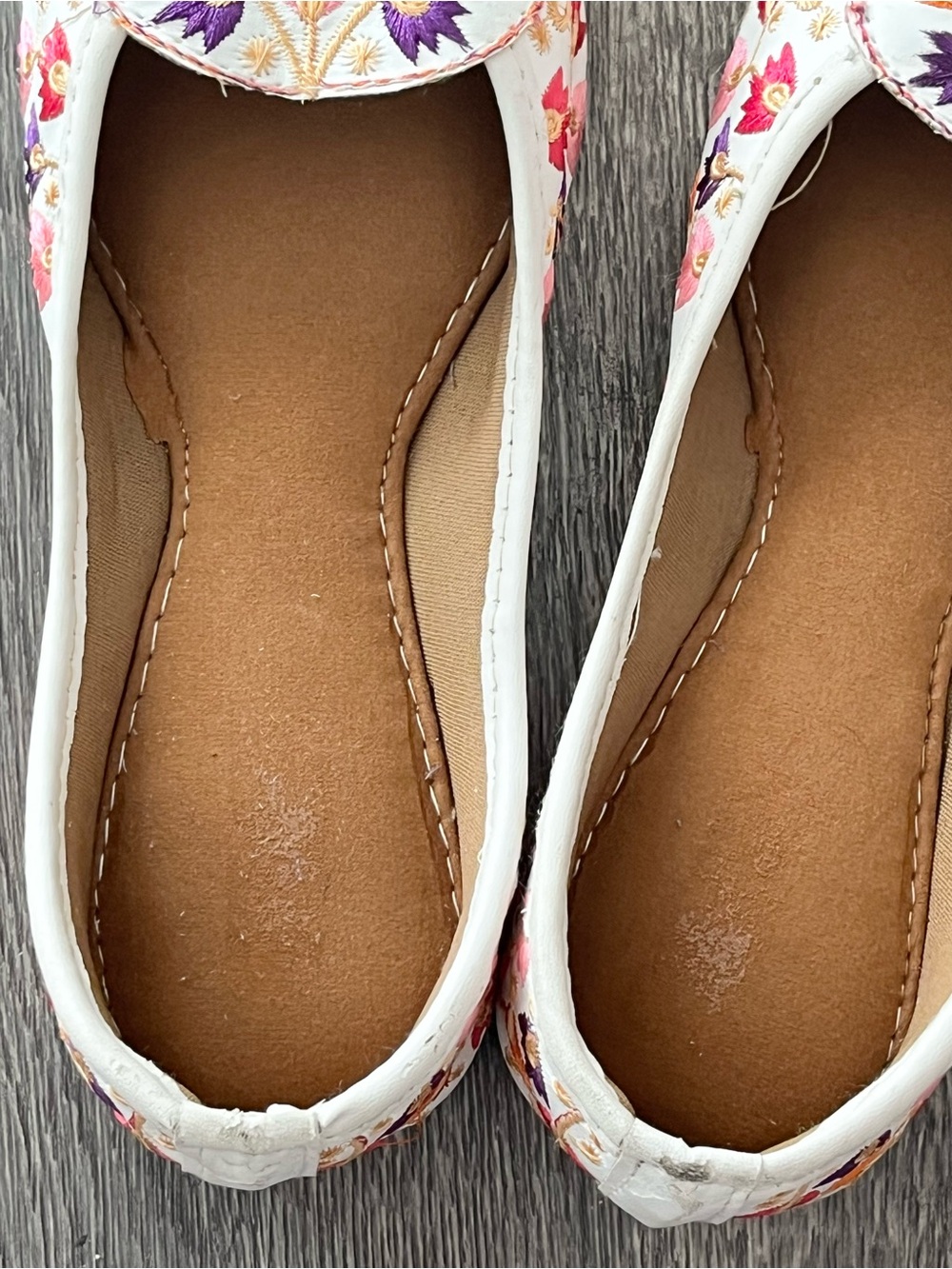 Embroidered Floral Slip-On Flats - Size 7.5 - Picture 10 of 11